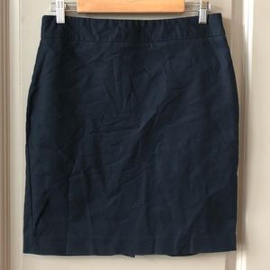 Like new! Banana Rep navy pencil skirt